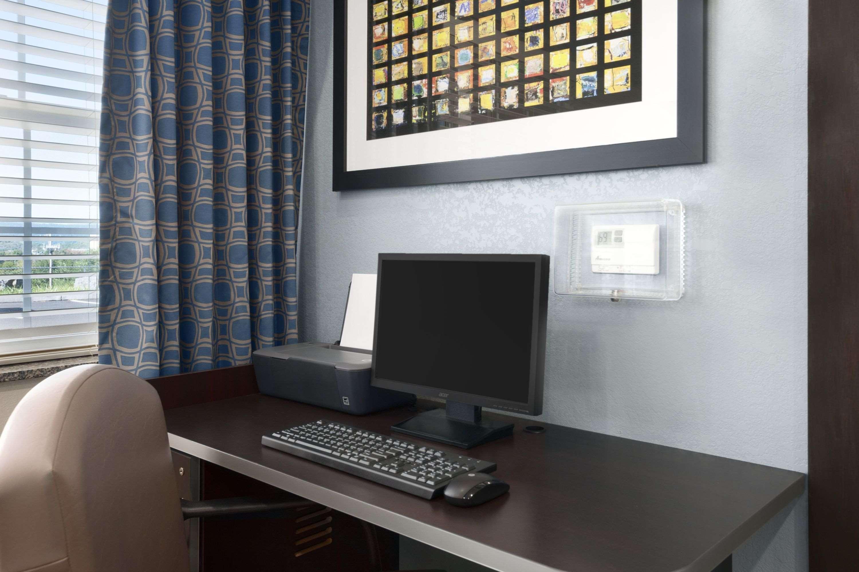 Spark By Hilton Wilkes Barre Luaran gambar