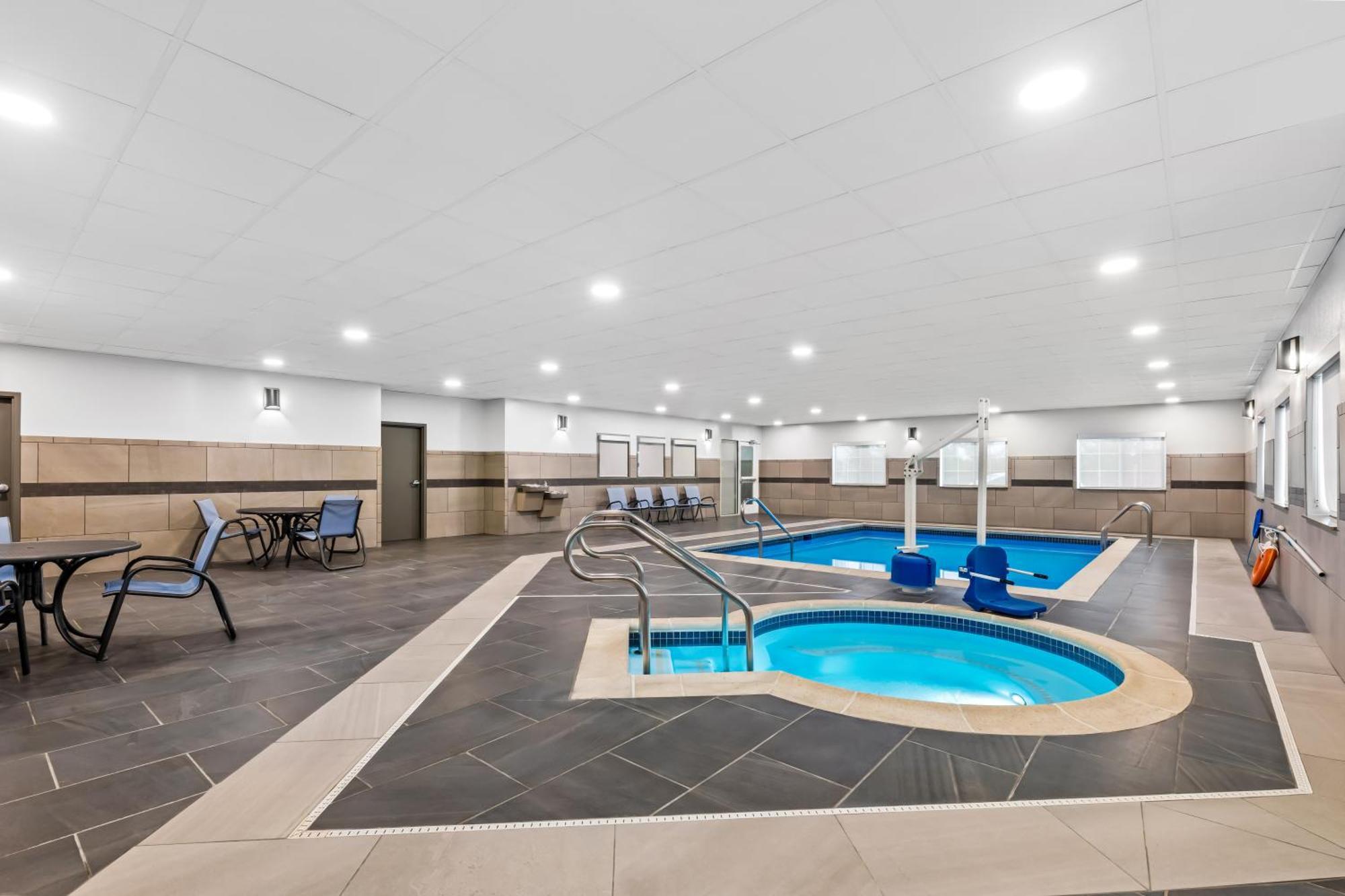 Spark By Hilton Wilkes Barre Luaran gambar